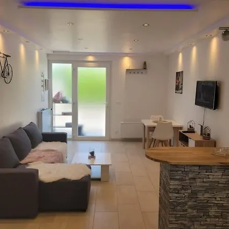 Superbe Appartement Saint-Hilaire-du-Rosier Exterior foto